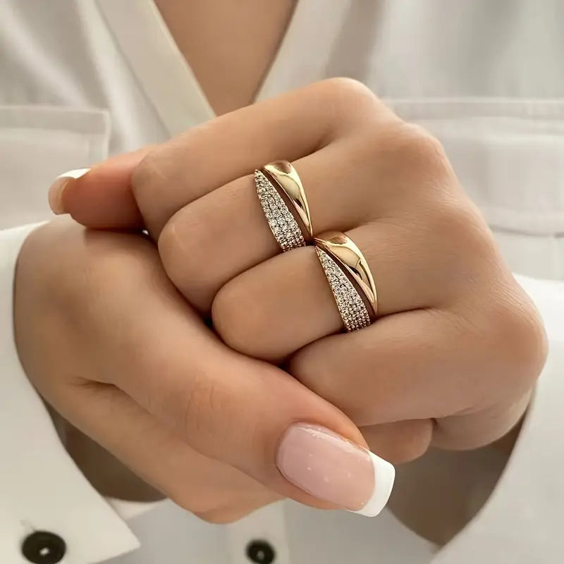 Elegant Gullring med Glitrende Steiner | Støtt Brystkreft